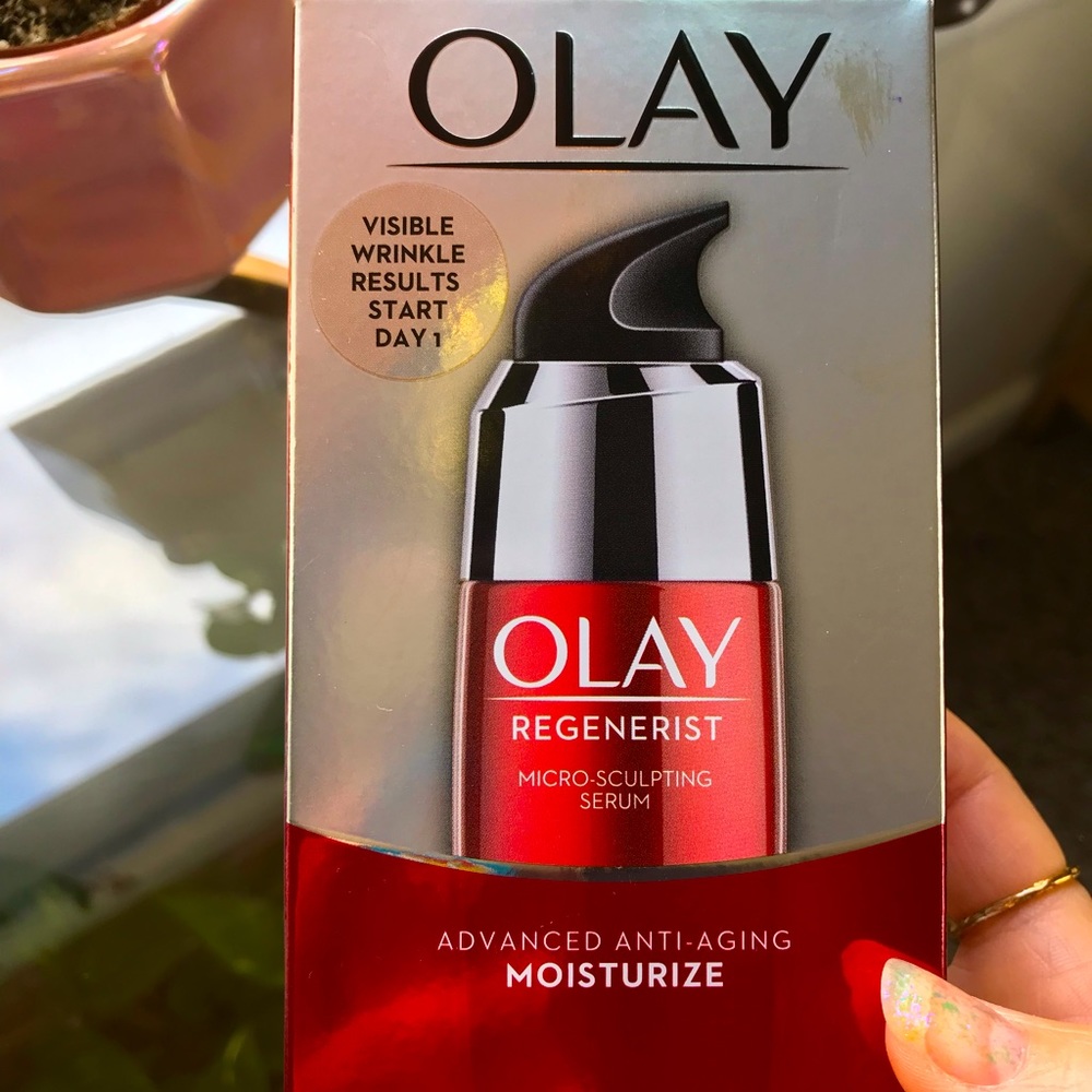 NIB Olay Regenerist Micro-Sculpting Serum 1.7oz
